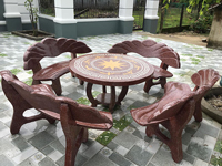 Bàn ghế vỏ sò đỏ có hoa văn D05