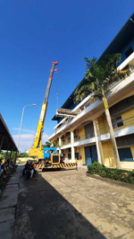 Bốc dỡ xếp hàng hóa