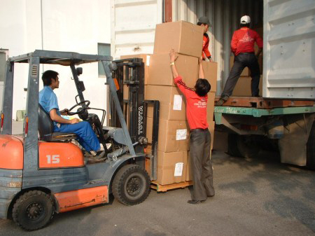 Bốc xếp hàng hóa