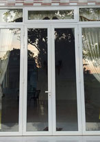 Cửa nhôm kính