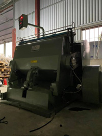 Máy bế phẳng ML 1400