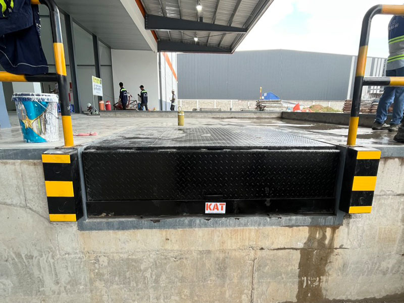 Sàn nâng thủy lực Dock Leveler Katco