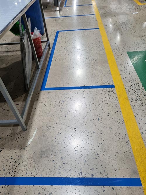 Sơn kẻ vạch ô tô xe máy và nhà xưởng