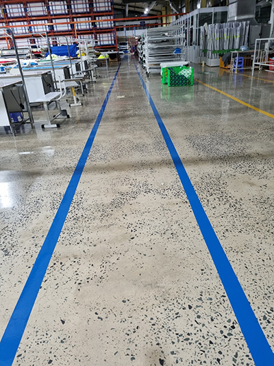 Sơn kẻ vạch ô tô xe máy và nhà xưởng